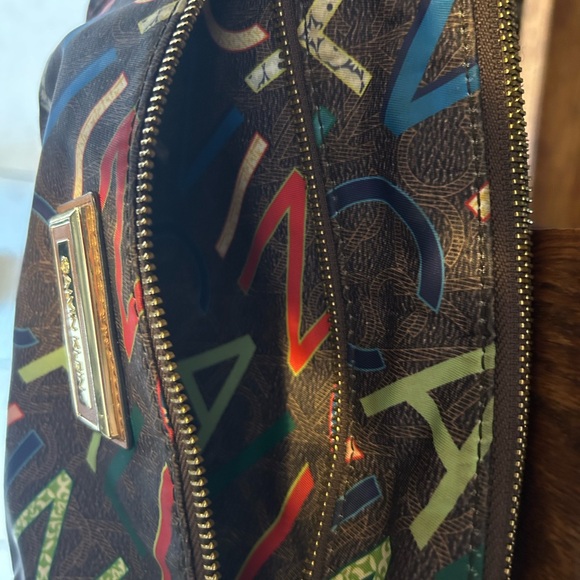 Calvin Klein Purse - Picture 6 of 11